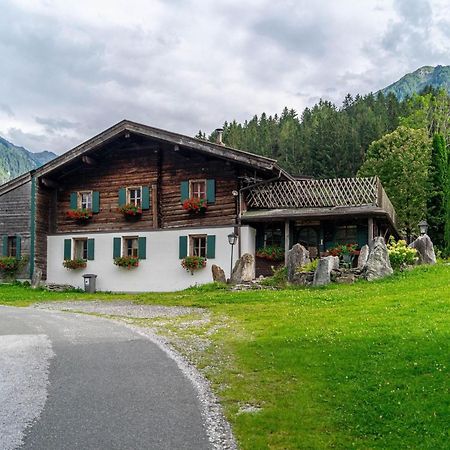 Rustic Farmhouse With Sauna In Bramberg Neukirchen am Großvenediger Exterior photo