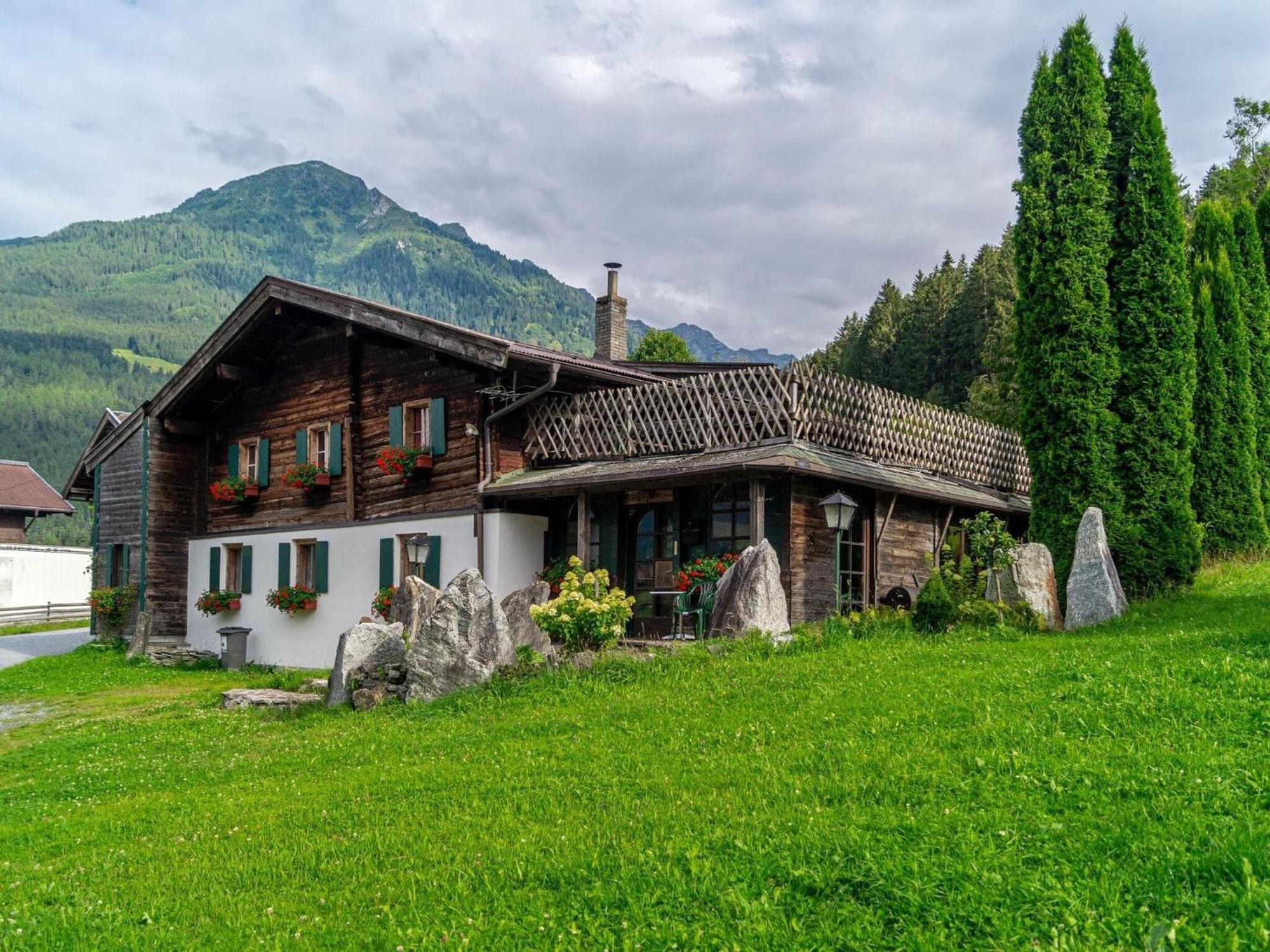 Rustic Farmhouse With Sauna In Bramberg Neukirchen am Großvenediger Exterior photo